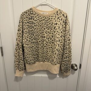 Jack & Avery Women's Cream Gray Leopard Print Pullover Sweatshirt‎ Size Small